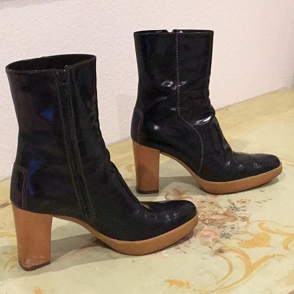 Tod’s Womens  black boots - Picture 1 of 3